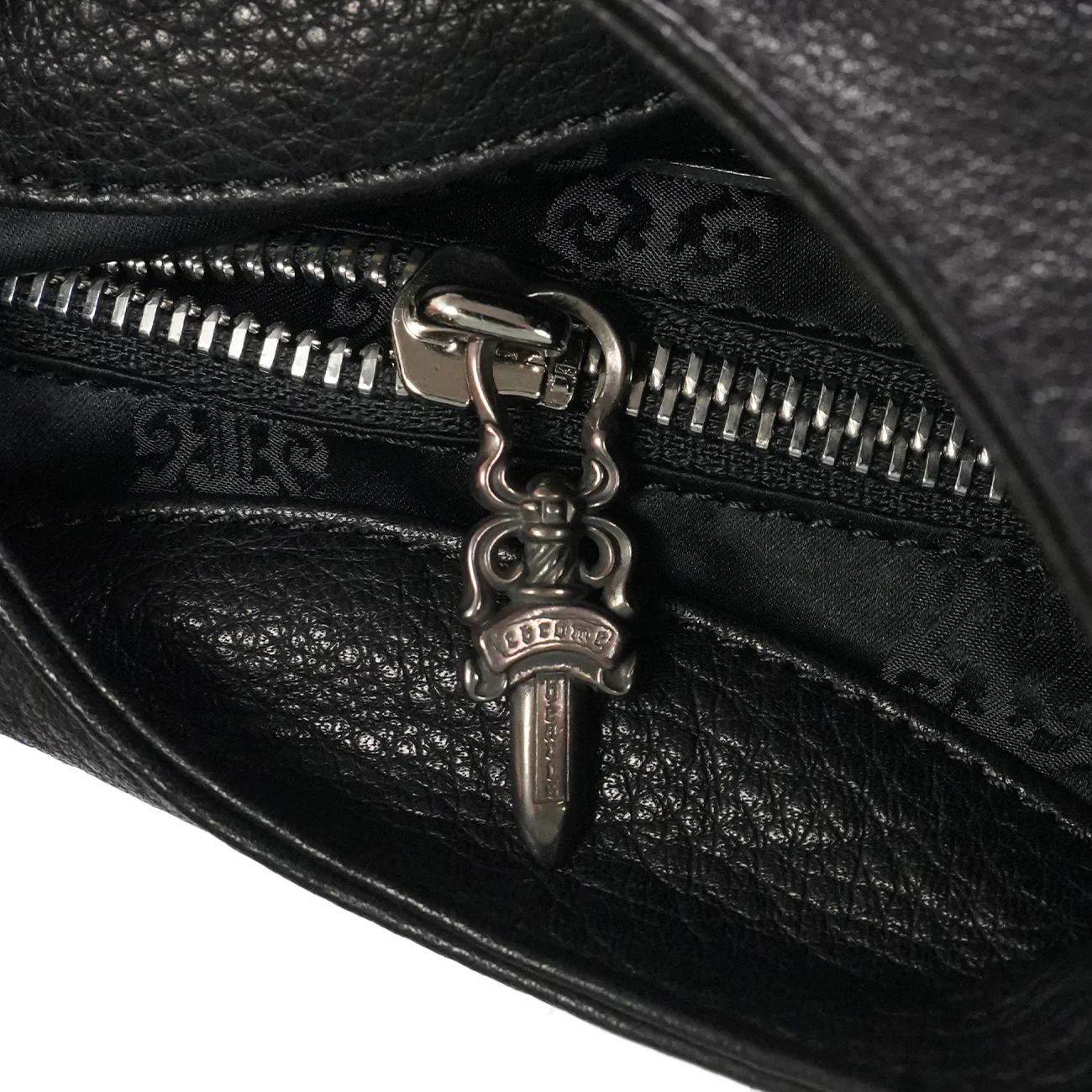 ダガー付きショルダーバッグ VIV DAGGER 【ショルダーバッグ】 - Image 5