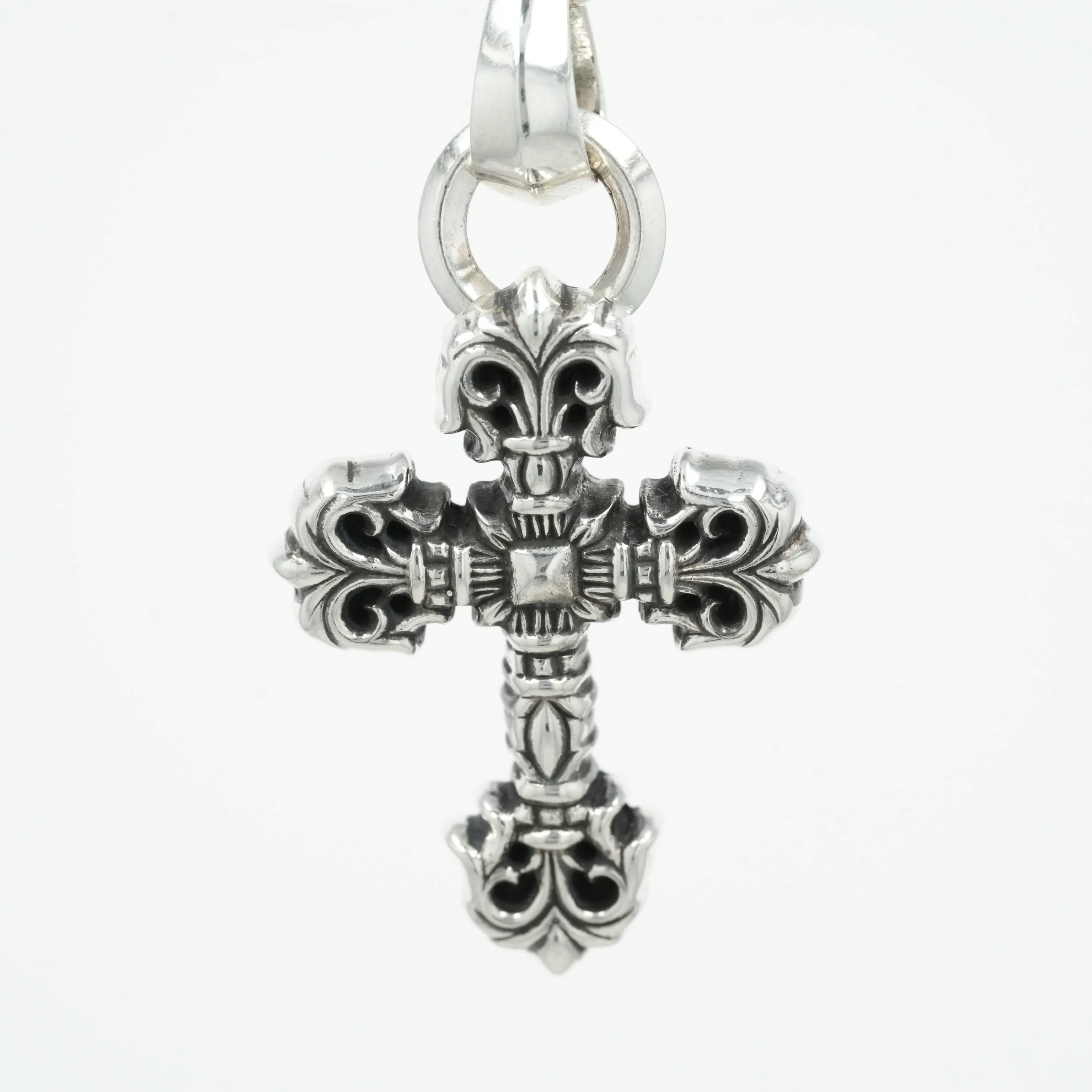 フィリグリークロス ベイル XSM FILIGREE CROSS 【シルバーネックレストップ ペンダント】