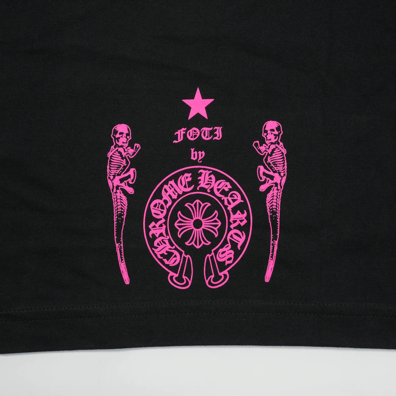 フォティフロントプリント 【Tシャツ】【ブラック×ピンク】【新品】 SIZE:L - Image 4