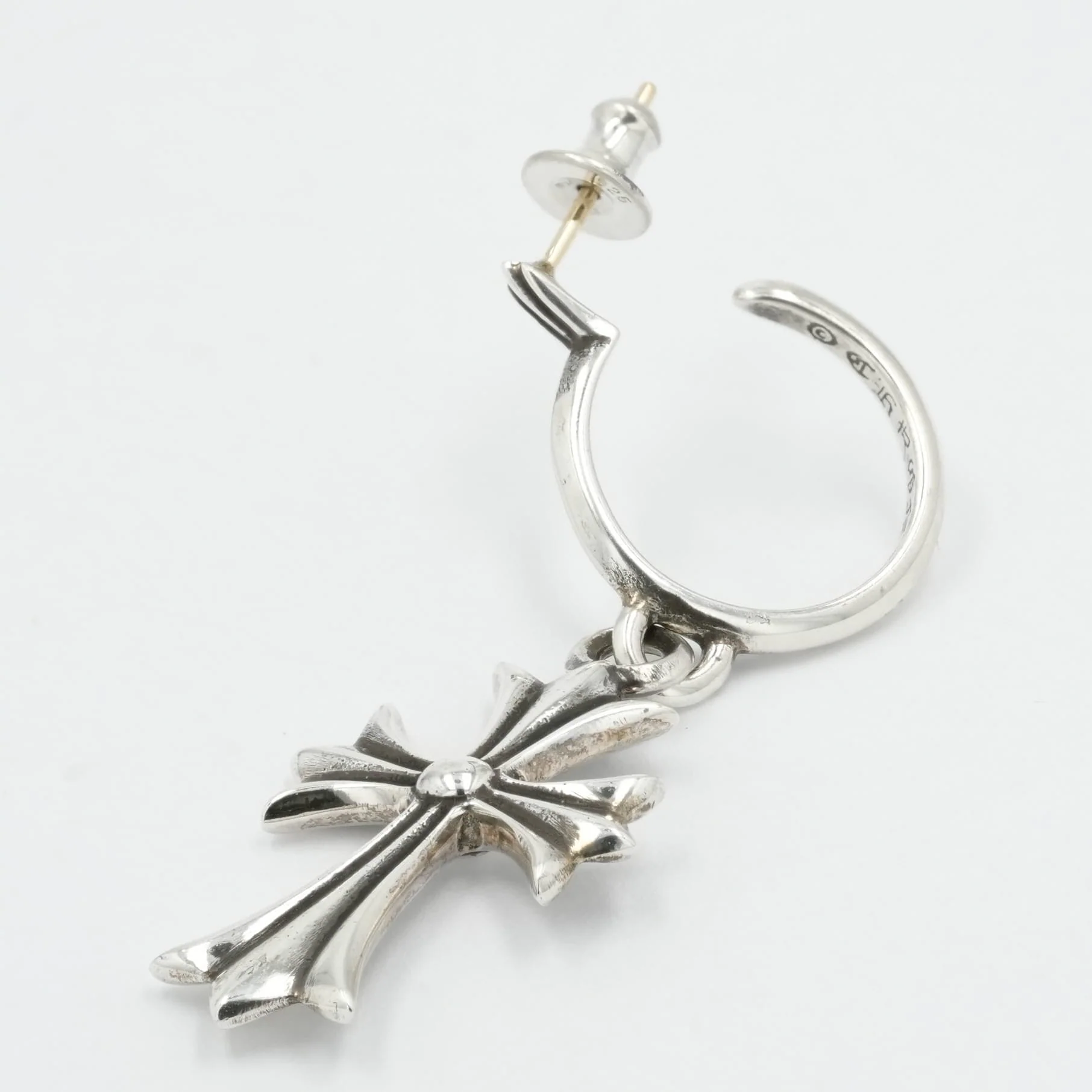 タイニーCHクロスフープ TINY CH CROSS HOOP 【シルバーピアス】