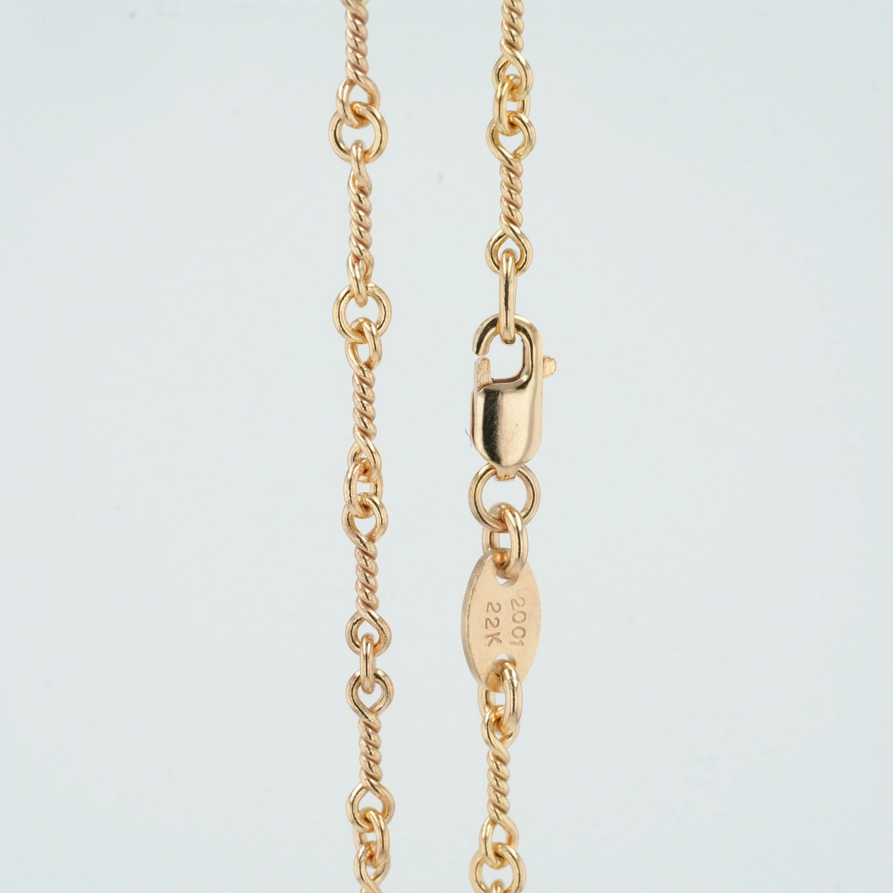 22K ツイストチェーン 18インチ T18 NECK CHAIN 【ゴールドネックレス チェーン】 - Image 3